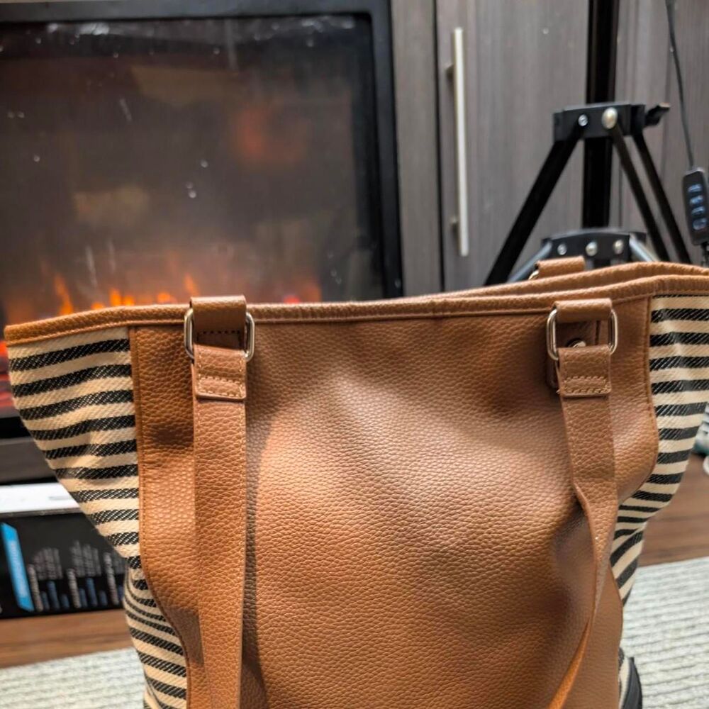 Unbranded Women's Tan and Brown Bag